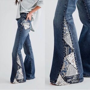 Driftwood Farrah patched up flare jeans size 26